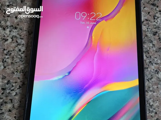 Samsung galaxy tab A بحالة ممتازة