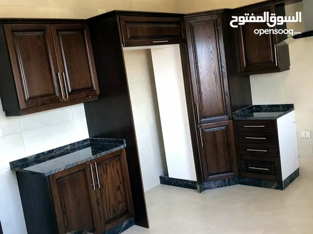 200 m2 3 Bedrooms Apartments for Sale in Amman Shmaisani