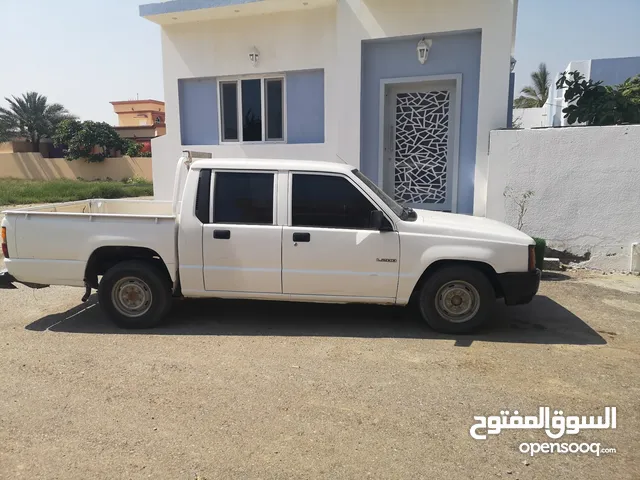 Used Mitsubishi L200 in Al Batinah