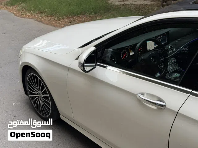 Mercedes E 300