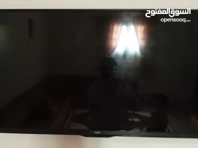 DLC LCD 42 inch TV in Benghazi