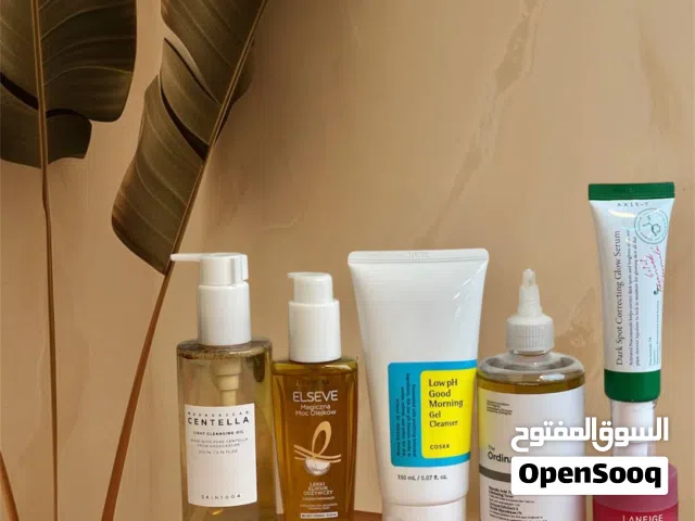 عرض منتجات العناية بالبشرة والشعر
