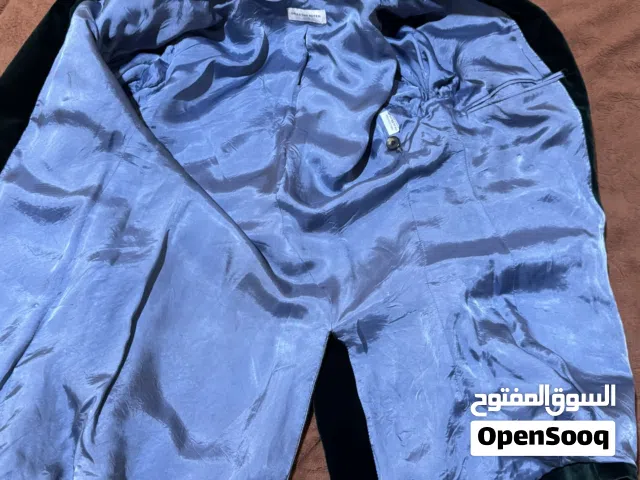 بليزر مخمل فاخر اصلي من البراند العالمي Dries van Noten