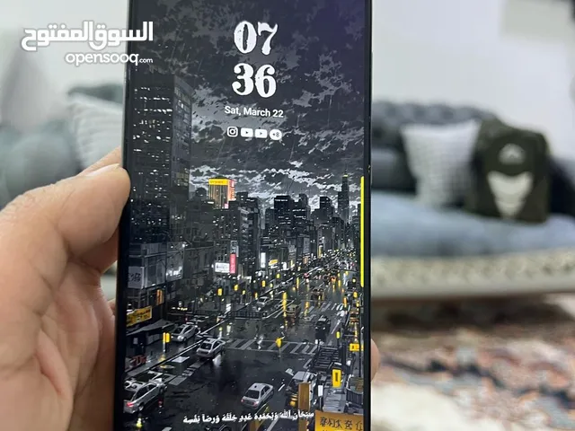جهاز سامسونك مستعمل كلشي مبي نضيف قفط مبدله شاشه عاديه والبصمه مو شغاله السعر 90وبي مجال