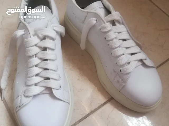 بوت ستاتي ب5