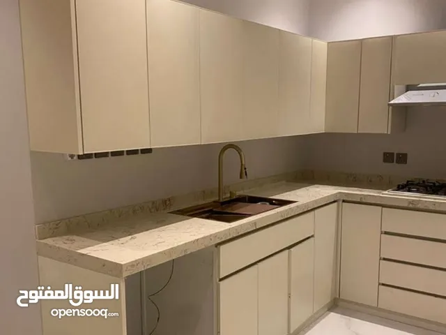 140 m2 3 Bedrooms Apartments for Rent in Al Riyadh King Faisal
