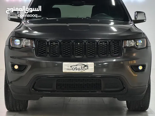 Jeep Grand Cherokee 2017 in Muscat