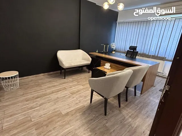 مكتب للإيجار في منطقة وادي صقرة
