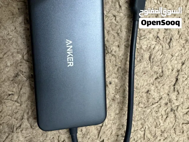 دوكستيشن موزع منافذ انكر 7 في 1
