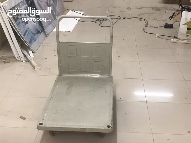 عربة ترولي للمخازن