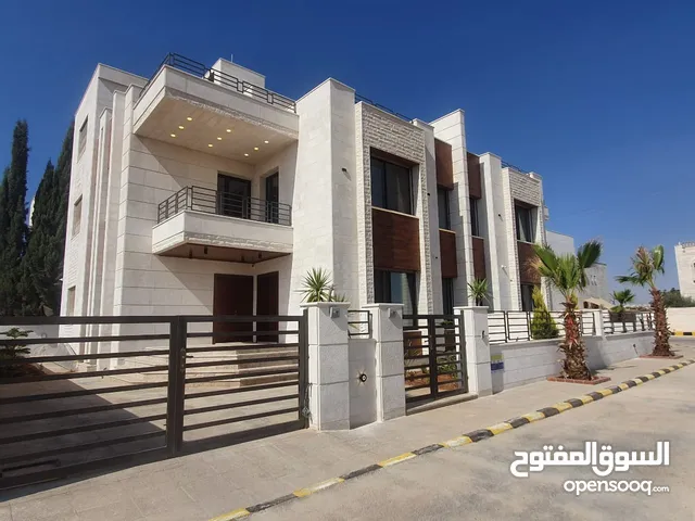 455 m2 5 Bedrooms Villa for Sale in Amman Airport Road - Manaseer Gs