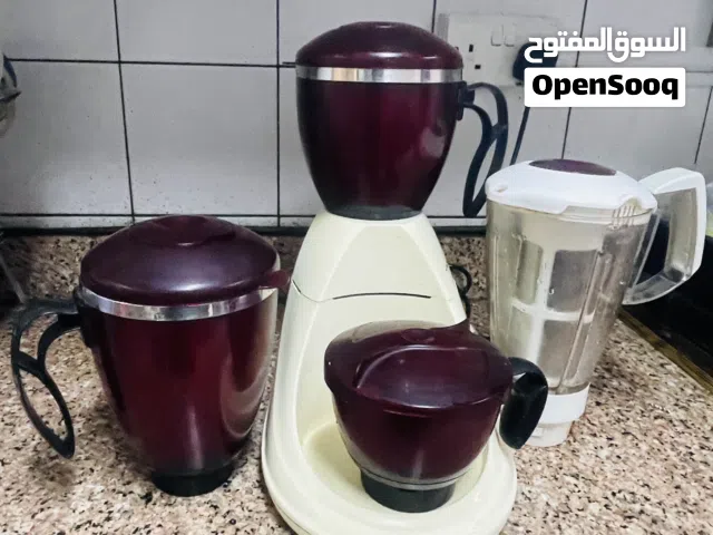 1 KVA BUTTER FLY MIXER WITH 4 Jar