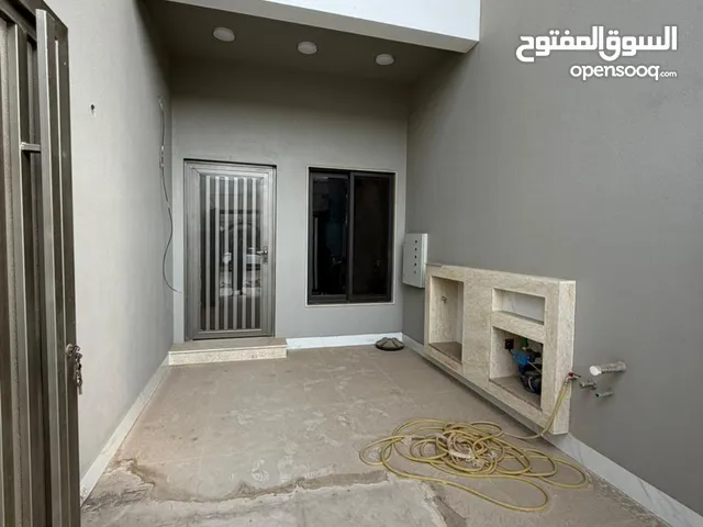 150 m2 2 Bedrooms Townhouse for Rent in Basra Zahra'a