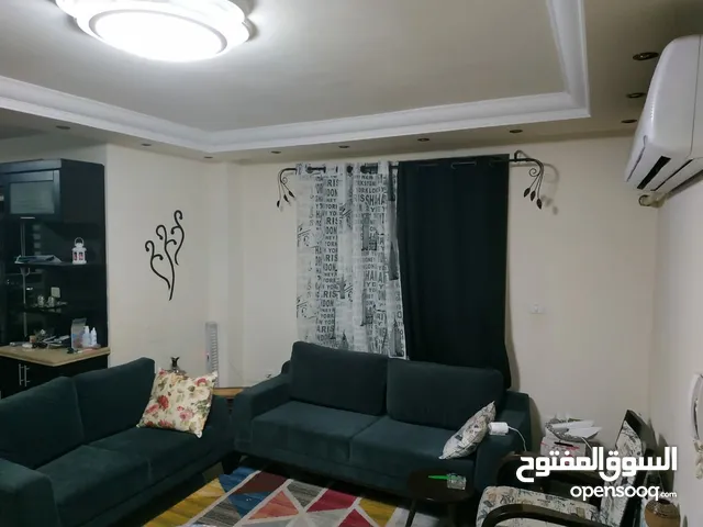 160 m2 3 Bedrooms Apartments for Rent in Ramallah and Al-Bireh Al Tira