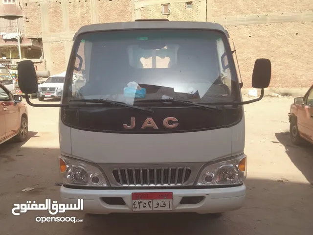 عربية تلت نقل جاك