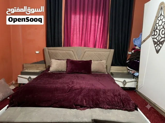 طقم كنب بحال جيدة