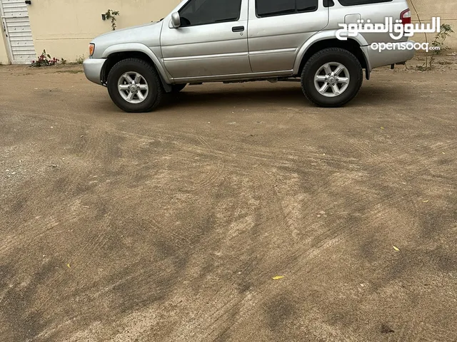 Used Nissan Pathfinder in Al Sharqiya