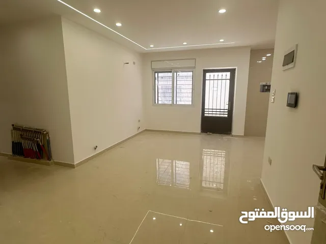 البنيات ـ شقه فارغه للايجار لم تسكن سوبر ديلوكس ـ 145 متر ـ ترس+ شلال ـ مدخل خاص ـ
