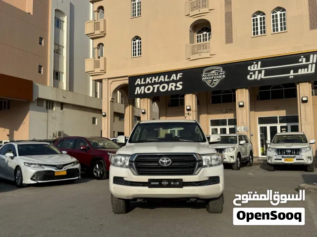 Used Toyota Land Cruiser in Muscat