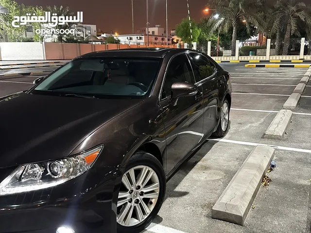 للبيع لكزس ES350 وكاله البحرين 2013 الي يدور النضيف