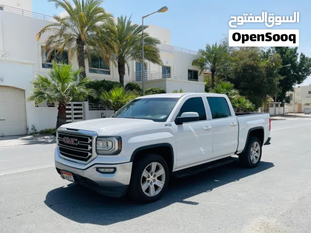 2016 GMC Sierra Standard