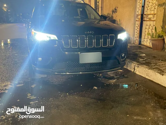 Used Jeep Cherokee in Basra