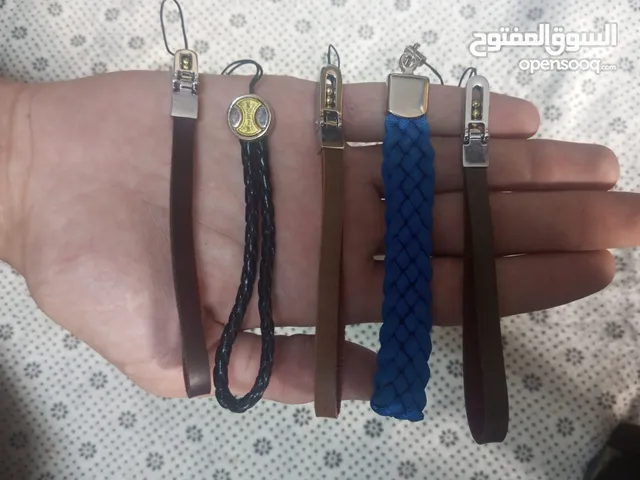 450 علاقة للبيع . . . . . . . . . . . . . . . . . . . . . . . . . . . . .