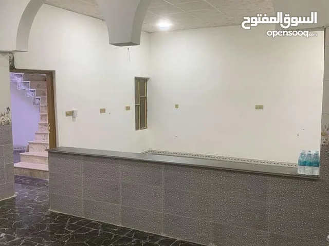 200m2 2 Bedrooms Townhouse for Rent in Basra Al Salheya