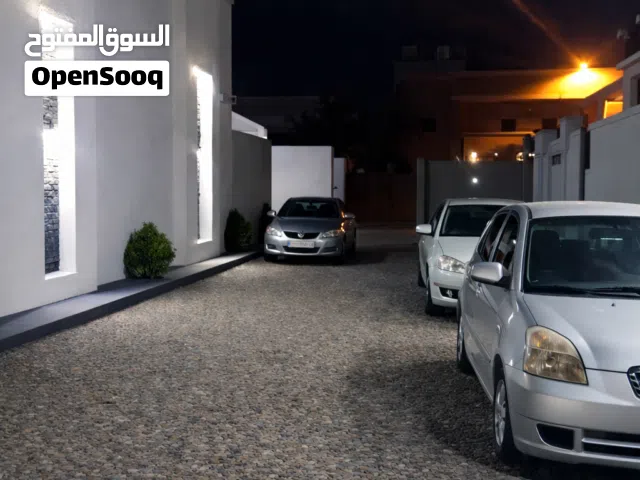 100 m2 2 Bedrooms Townhouse for Rent in Tripoli Ain Zara