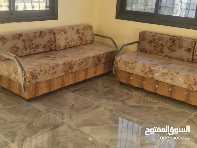 200 m2 4 Bedrooms Apartments for Sale in Ramallah and Al-Bireh Ein Musbah