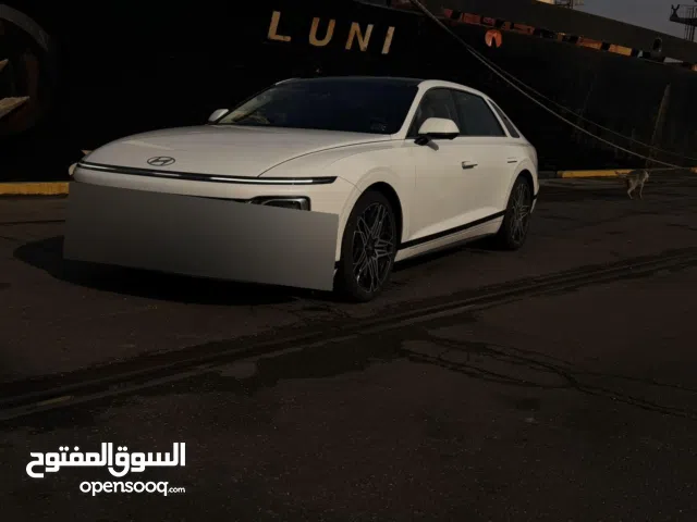 Used Hyundai Azera in Basra