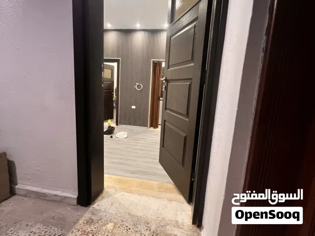 استوديو تشطيب جديد اتصال على المدار