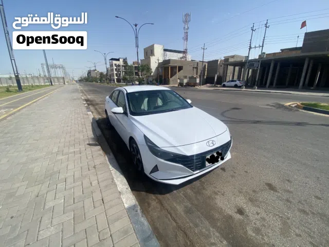 2021 Hyundai Elantra Standard