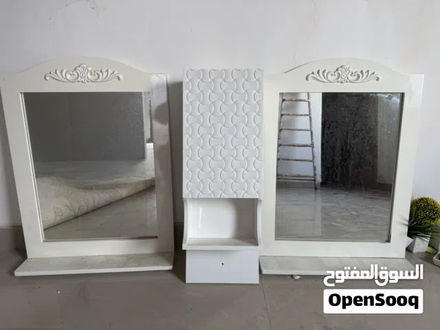 طقم مغسلة من حوضين مع الحنفيات والديكور