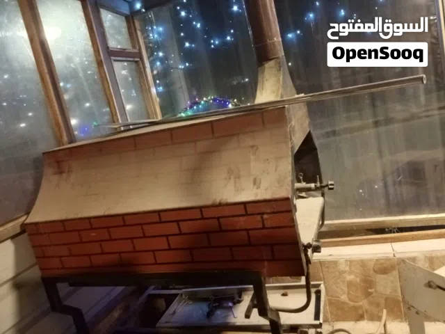 عده معجنات وبيتزا ومتفرقات للبيع بسعر مناسب