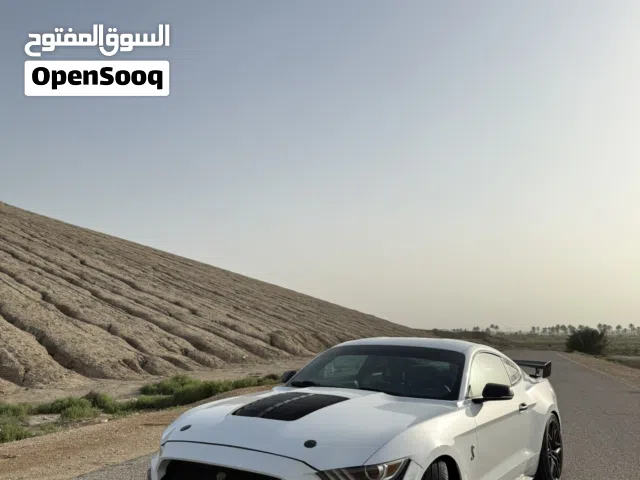 2016 فورد موستانج Standard V6