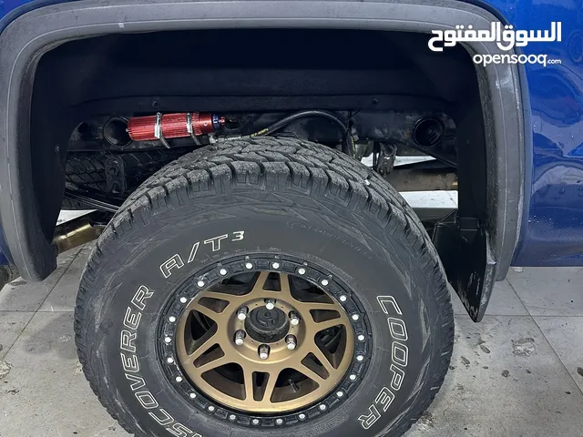Cooper 17 Tyre & Rim in Muscat