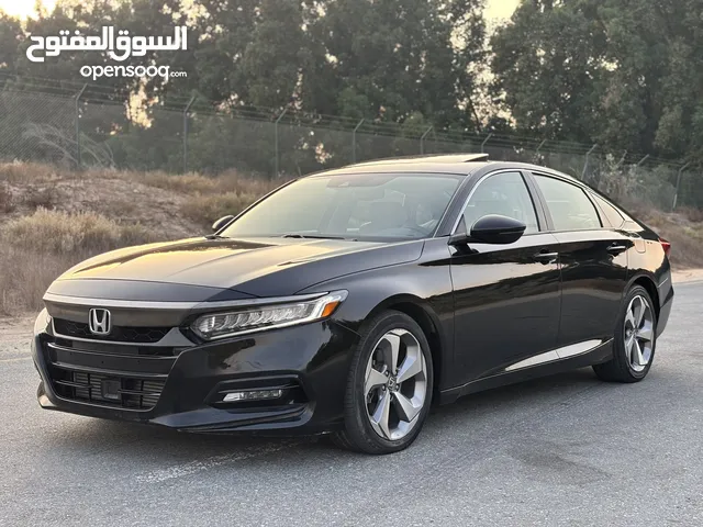 HONDA ACCORD SPORT—2018–GCC—FREE ACCIDENT—ORIGINAL PAINT—FULL SERVICE HISTORY—EXCELLENT CONDITION