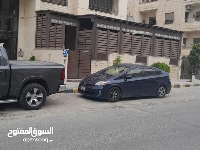 217 m2 4 Bedrooms Apartments for Sale in Amman Jubaiha