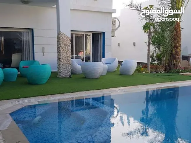 500 m2 4 Bedrooms Villa for Rent in Giza 6th of October