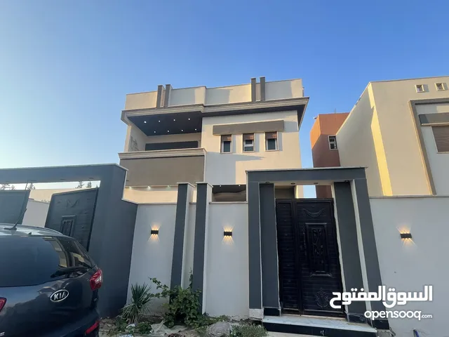 240m2 3 Bedrooms Townhouse for Sale in Tripoli Salah Al-Din