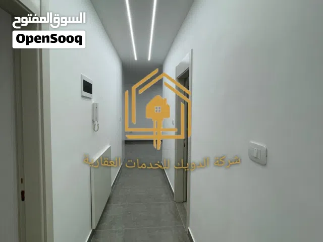 شقة جديدة لم تسكن أرقى واجمل مناطق عبدون