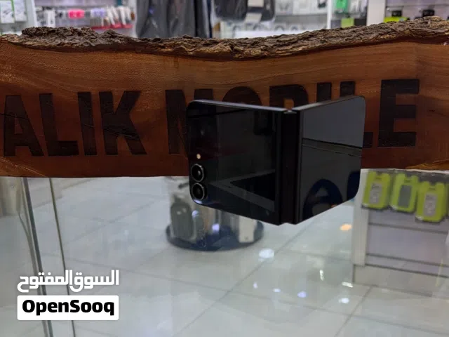 Samsung Z Flip 7 - 256GB / كفالة BMS