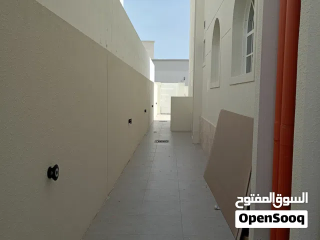 فلل للبيع فالمعبيلة الجنوبيه