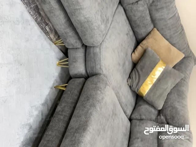 طقم كنب كورنر تفصيل للبيع بحاله جيده استعمال خفيف