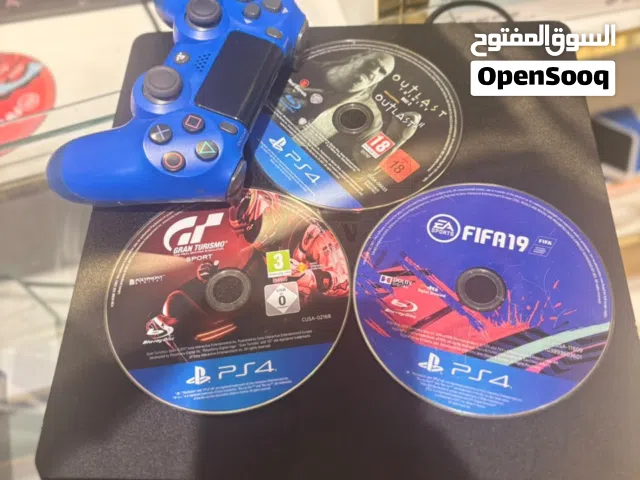 بلايستيشن 4سليم حاله الوكاله