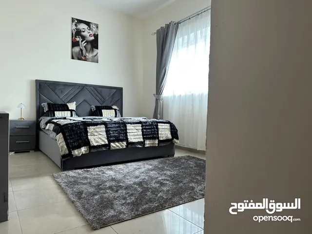 شقة كبيرة مطلة على البحر مباشرة محمد محروس