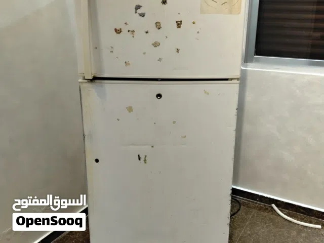 ثلاجة نوع ناشونال دريم مستعملة وشغاله  وتبربدها ممتاز