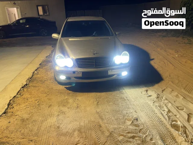 افاري نقبل