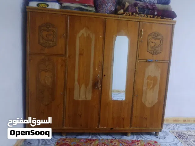 كنتور وميز مرايه ضرر بسيط جدا